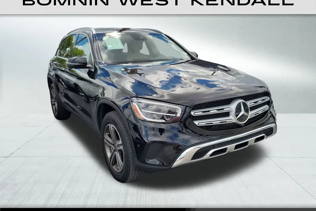 2022 Mercedes Benz GLC 300 photo 1