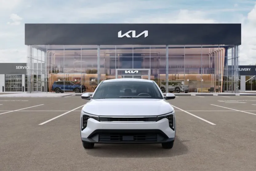 2025 Kia K4 LX photo 1
