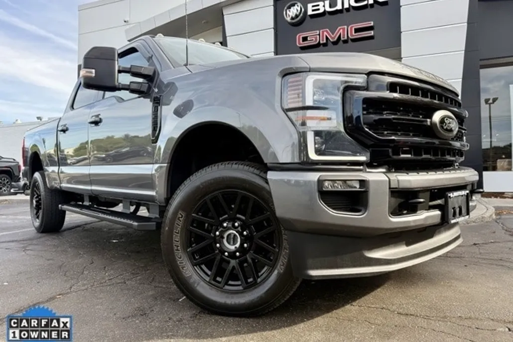 2022 Ford F-250 Lariat photo 1