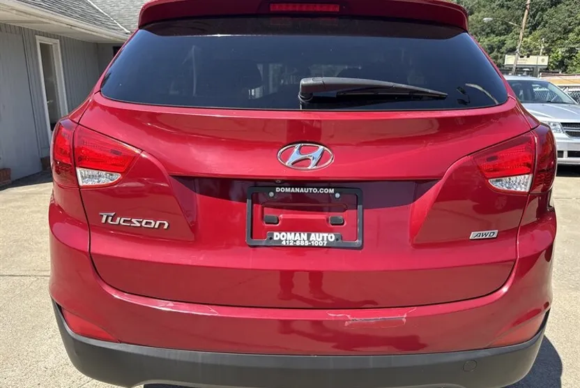 2015 Hyundai Tucson SE photo 1