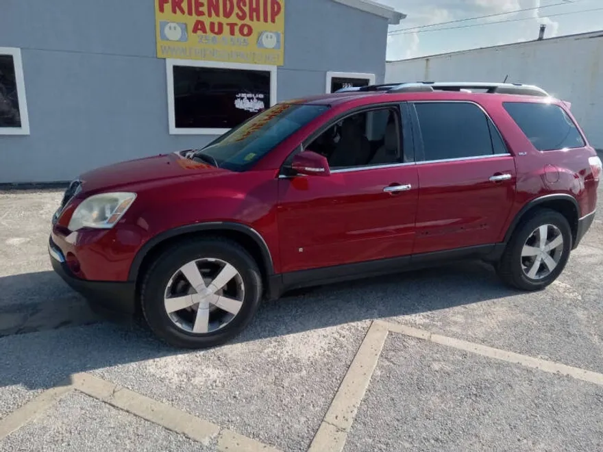 2009 Gmc Acadia SLT photo 1