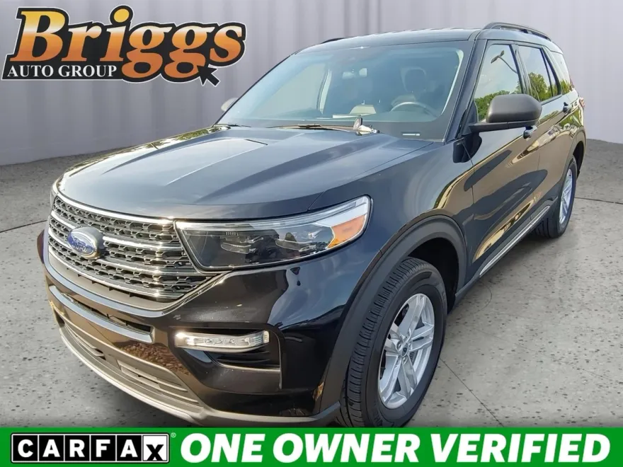 2022 Ford Explorer XLT photo 1