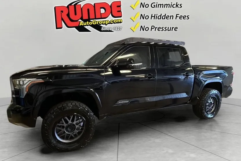 2024 Toyota Tundra Platinum Hybrid photo 1