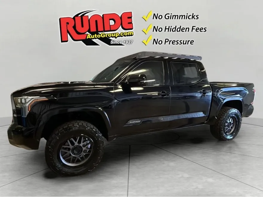 2024 Toyota Tundra Platinum Hybrid photo 1