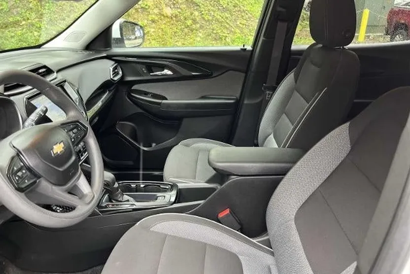 2023 Chevrolet Trailblazer LT photo 1