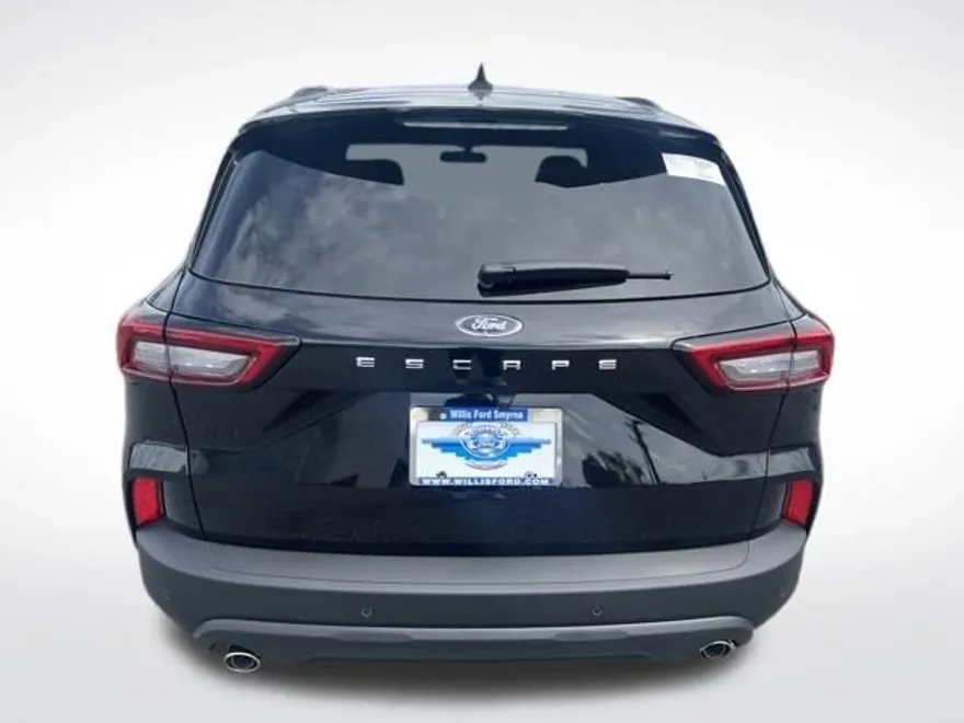 2025 Ford Escape ST-Line photo 1