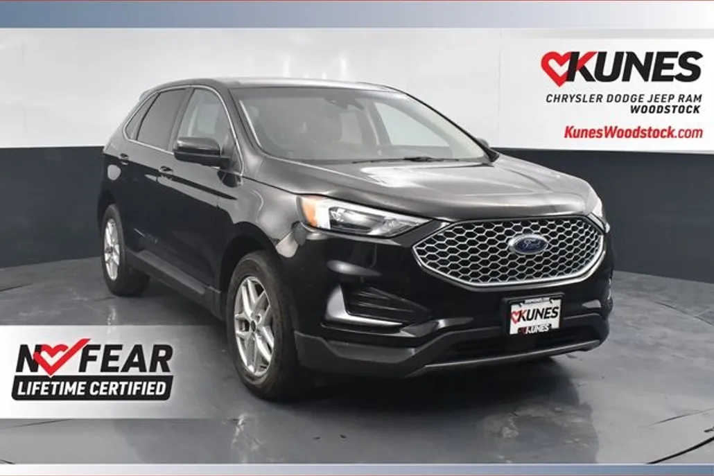 2024 Ford Edge SEL photo 1