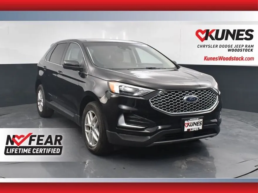 2024 Ford Edge SEL photo 1