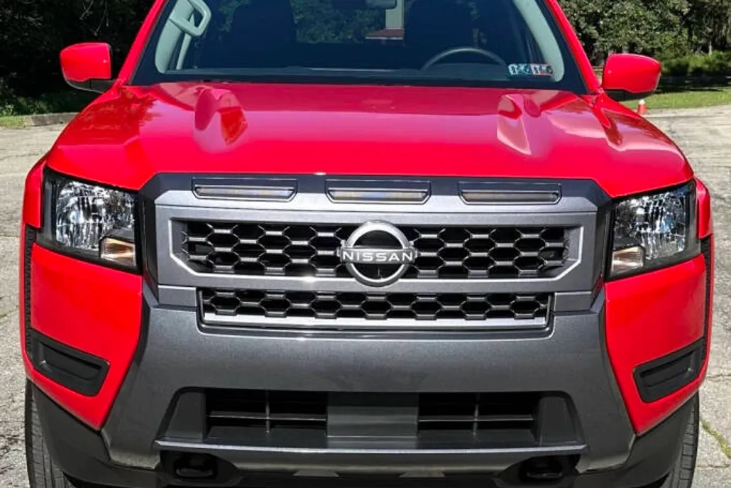 2025 Nissan Frontier S photo 1