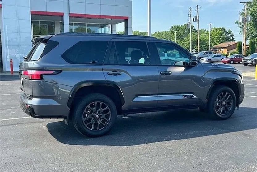2025 Toyota Sequoia Platinum photo 1