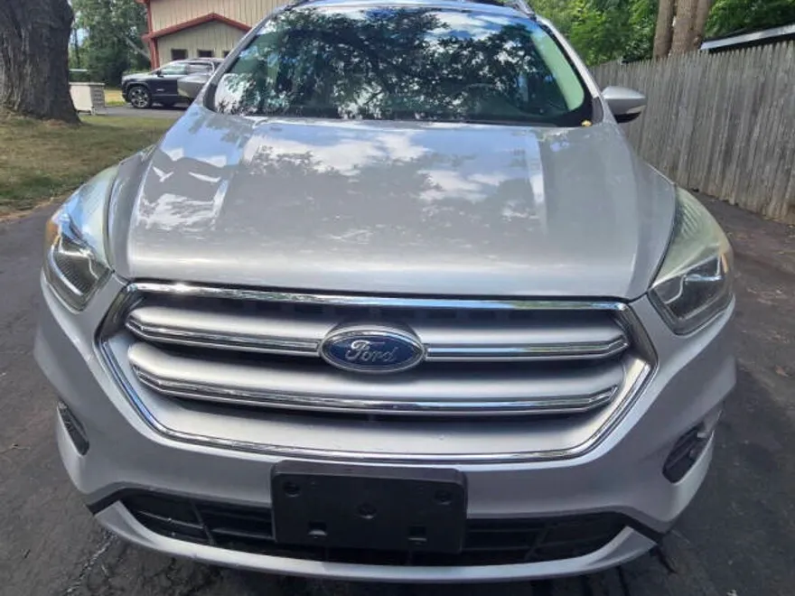 2017 Ford Escape Titanium photo 1