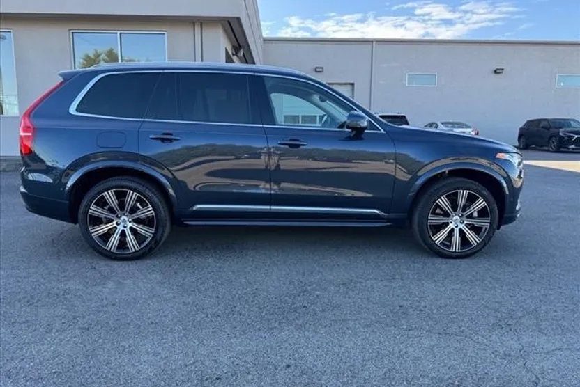 2025 Volvo XC90 Plus T8 photo 1