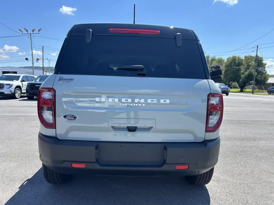 2024 Ford Bronco Sport Outer Banks photo 1