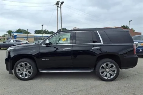 2015 Gmc Yukon SLT photo 1