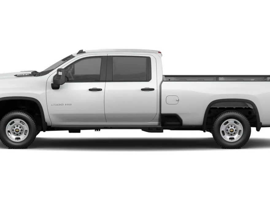 2024 Chevrolet Silverado 2500HD photo 2