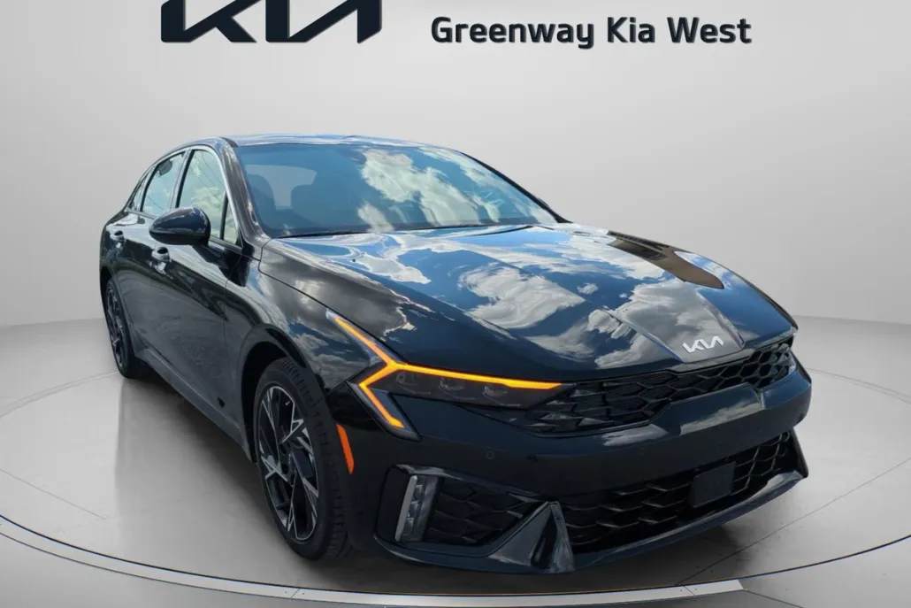 2026 Kia K5 GT-Line photo 1