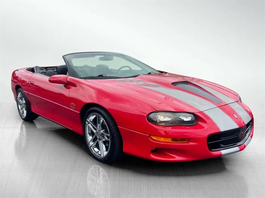 2002 Chevrolet Camaro Sport Coupe photo 1