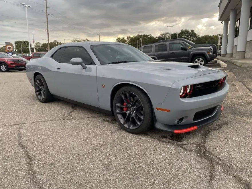 2020 Dodge Challenger R/T Scat Pack photo 1