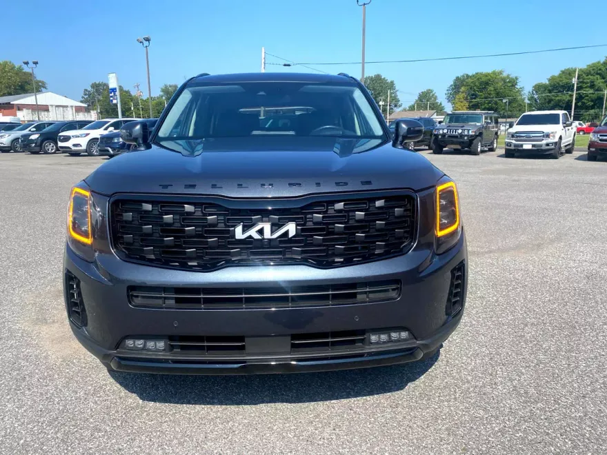 2022 Kia Telluride SX photo 1