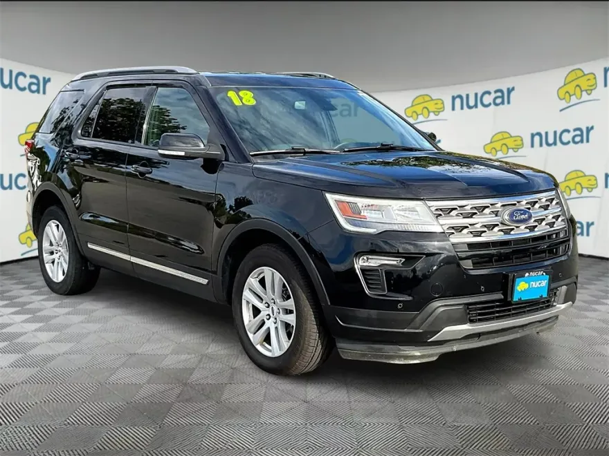 2018 Ford Explorer XLT photo 1