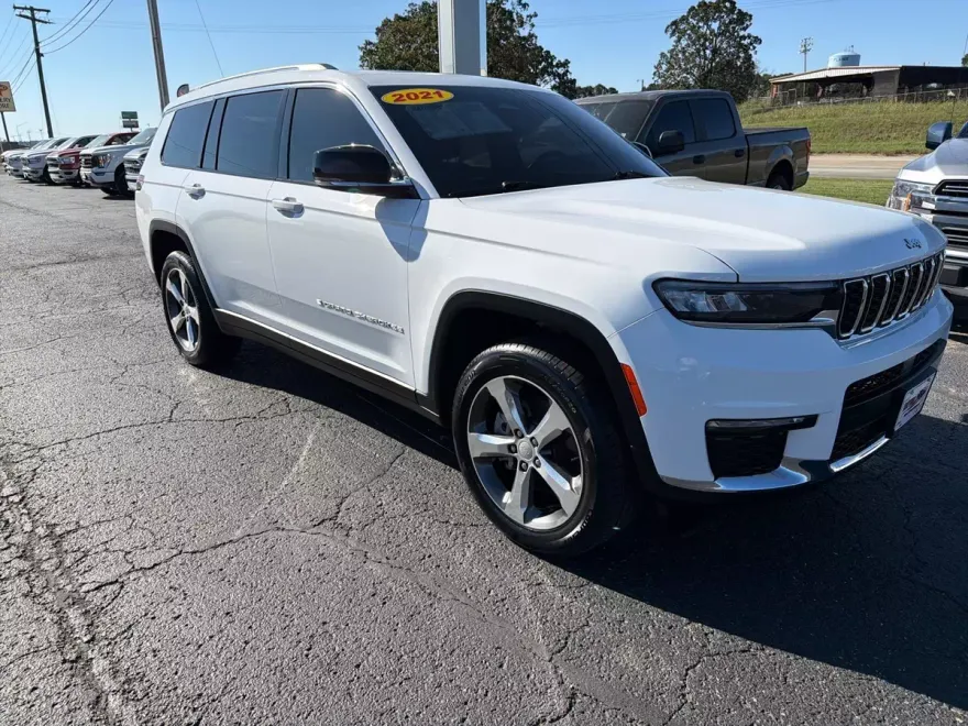 2021 Jeep Grand Cherokee Limited photo 1