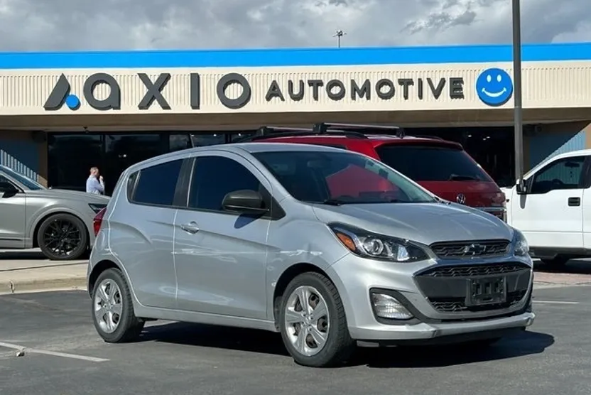 2021 Chevrolet Spark LS photo 1