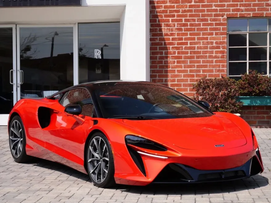 2024 Mclaren ARTURA photo 1