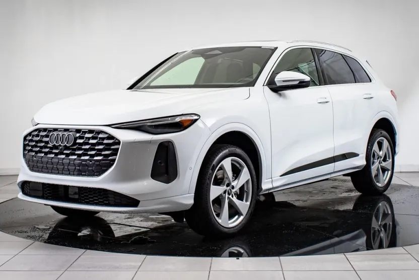 2025 Audi Q5 2.0T Premium Plus photo 1