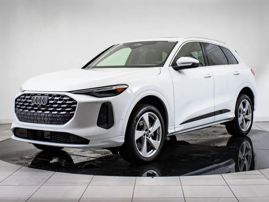 2025 Audi Q5 2.0T Premium Plus photo 1