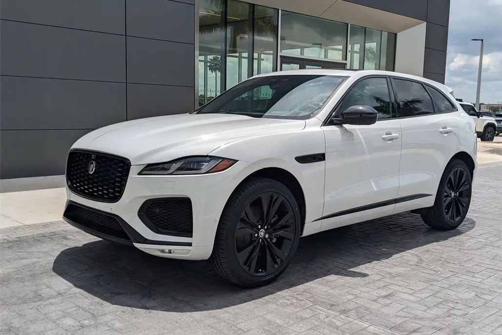 2026 Jaguar F-PACE P400 R-Dynamic S photo 1
