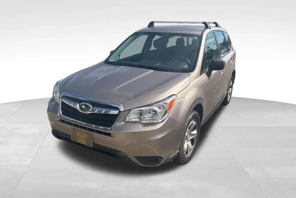 2014 Subaru Forester 2.5i photo 1