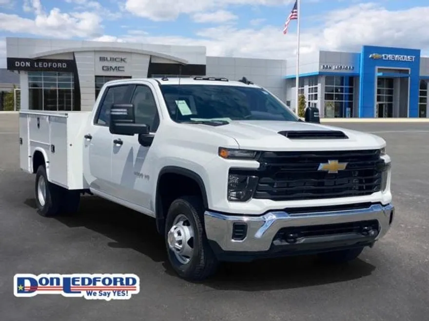 2024 Chevrolet Silverado 3500HD Work Truck photo 1