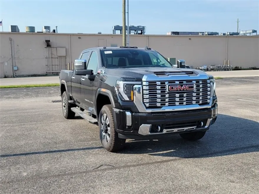 2025 Gmc Sierra 3500 HD Denali photo 1