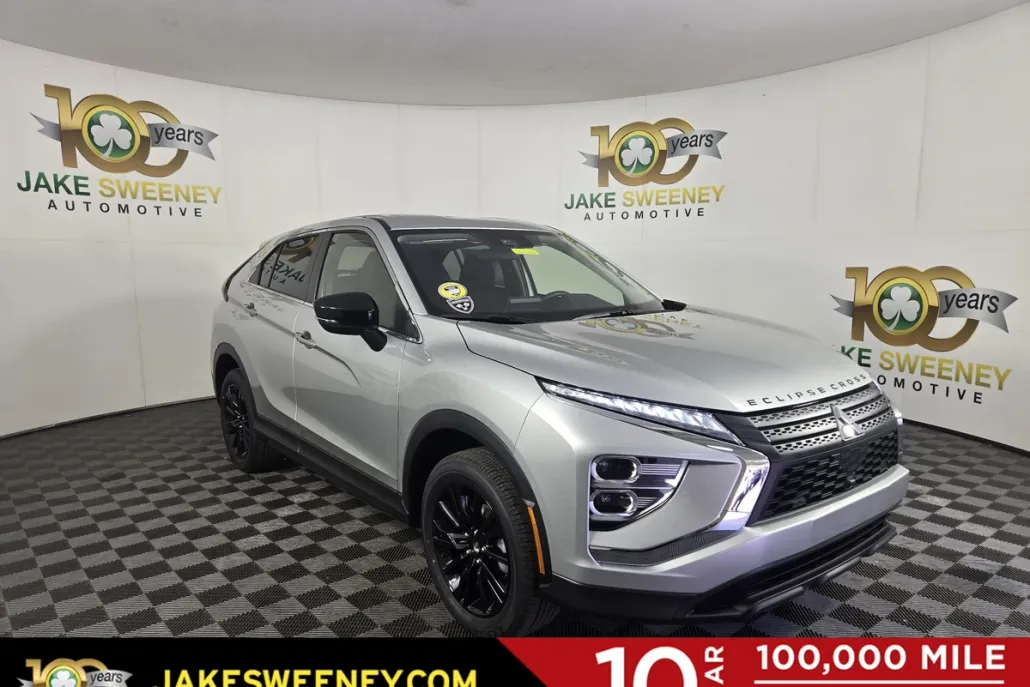 2026 Mitsubishi Eclipse Cross LE photo 1