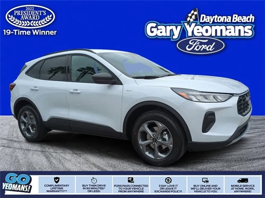 2025 Ford Escape ST-Line photo 1