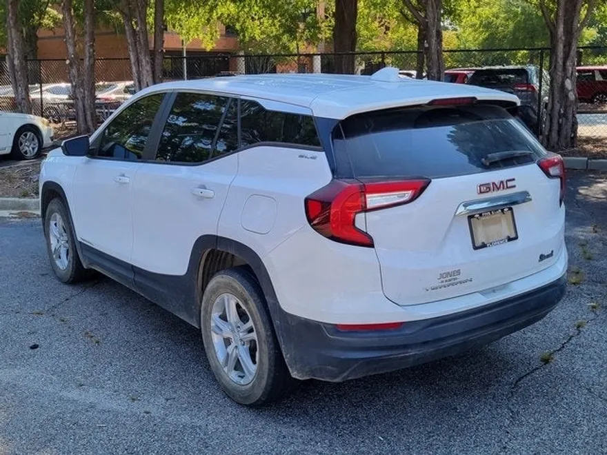 2022 Gmc Terrain SLE photo 1