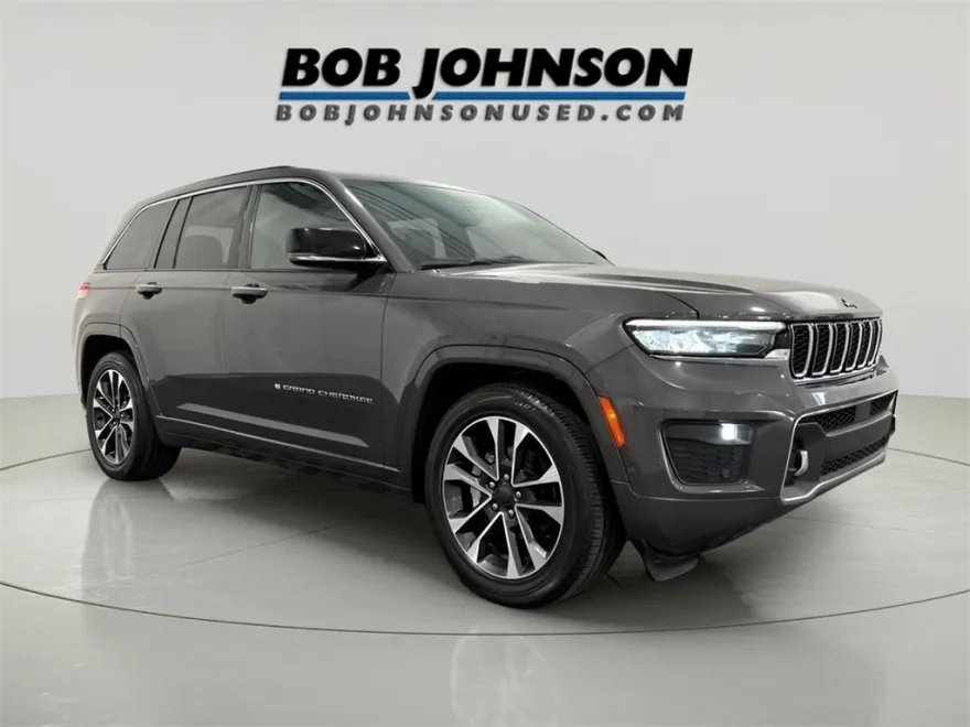 2022 Jeep Grand Cherokee Overland photo 1