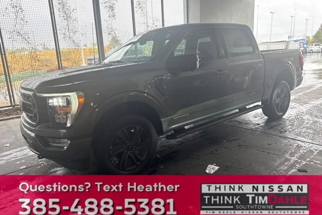 2023 Ford F-150 XLT photo 1