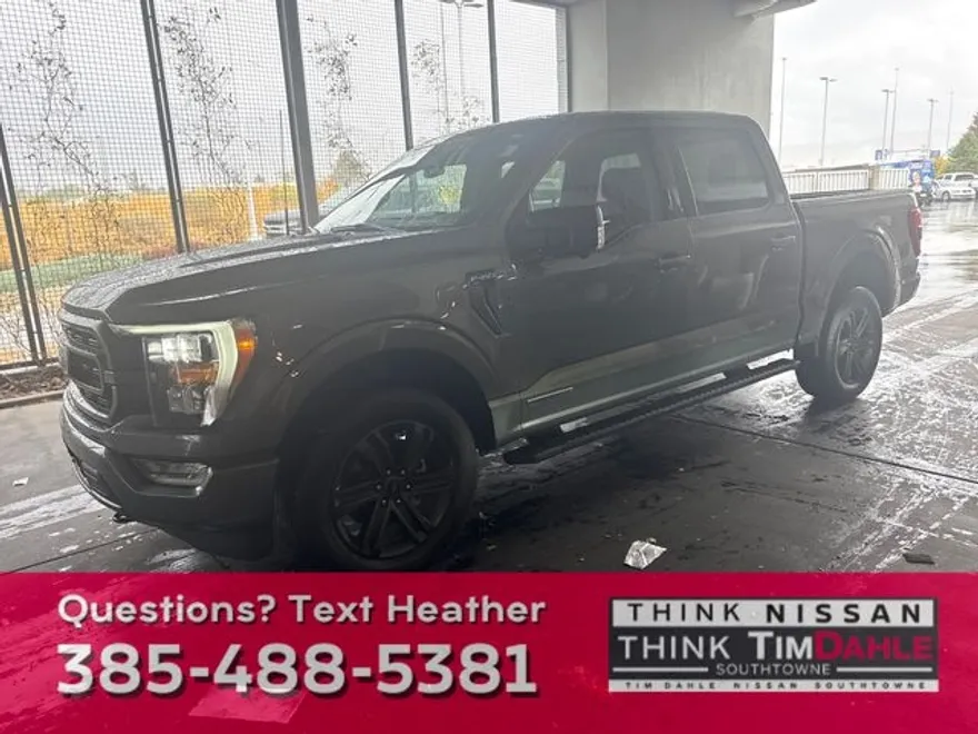 2023 Ford F-150 XLT photo 1
