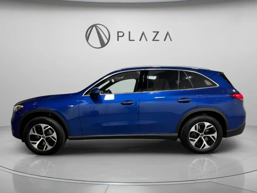 2025 Mercedes Benz GLC 350e 4MATIC photo 1