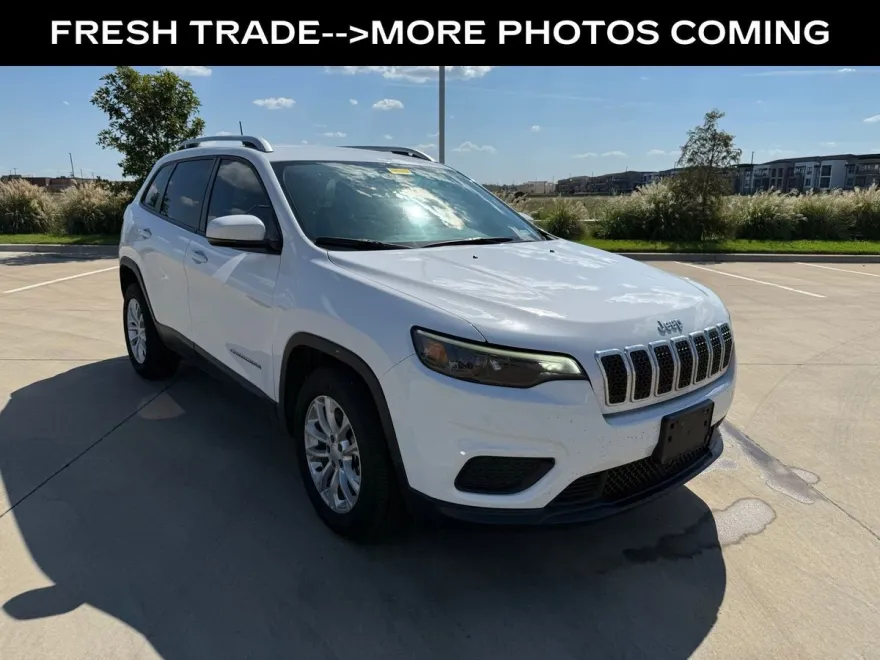 2021 Jeep Cherokee Latitude photo 1