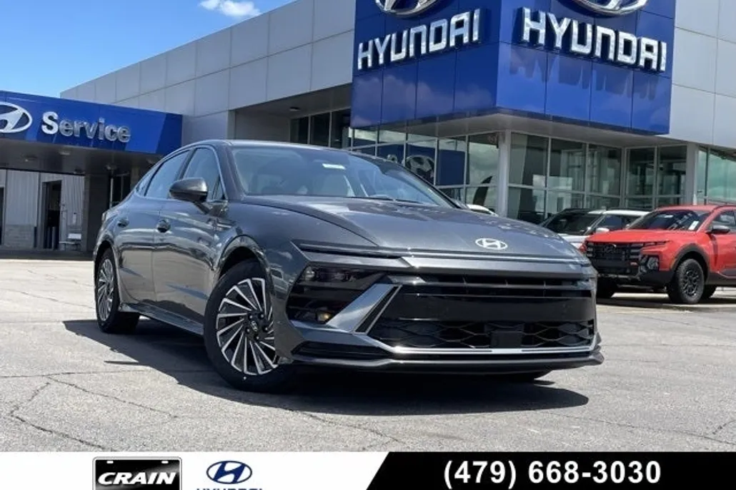 2025 Hyundai Sonata Hybrid SEL photo 1