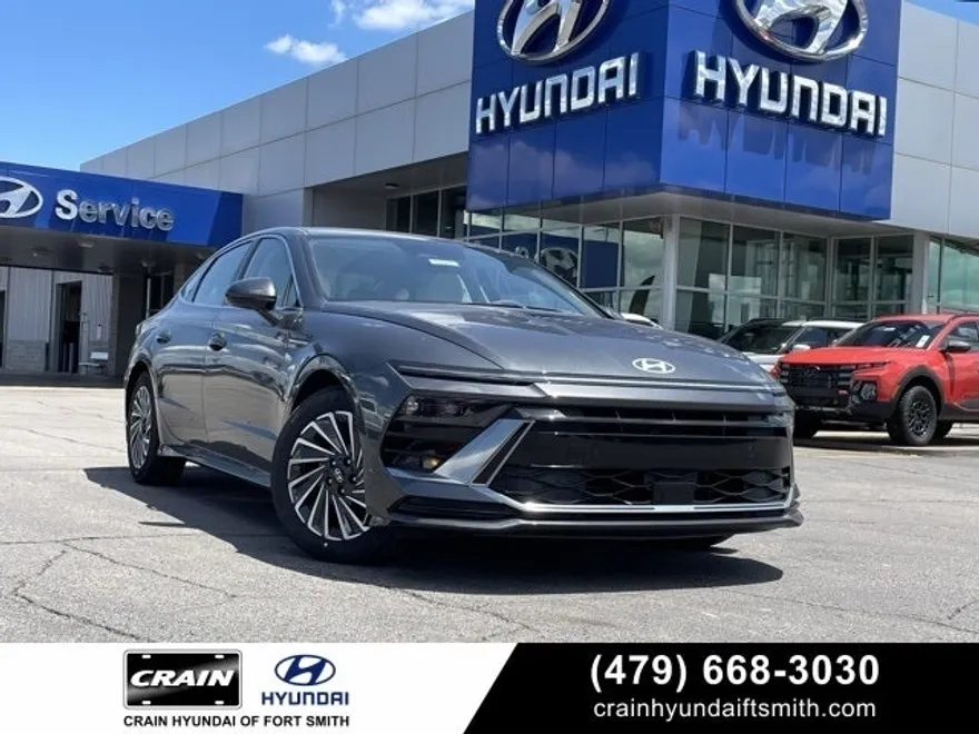 2025 Hyundai Sonata Hybrid SEL photo 1