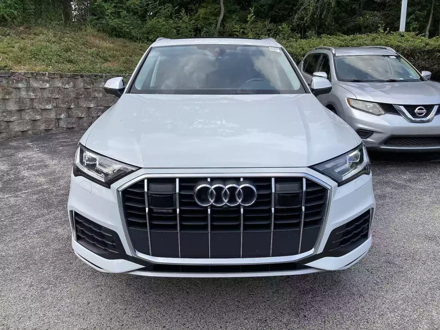 2023 Audi Q7 45 Premium photo 1