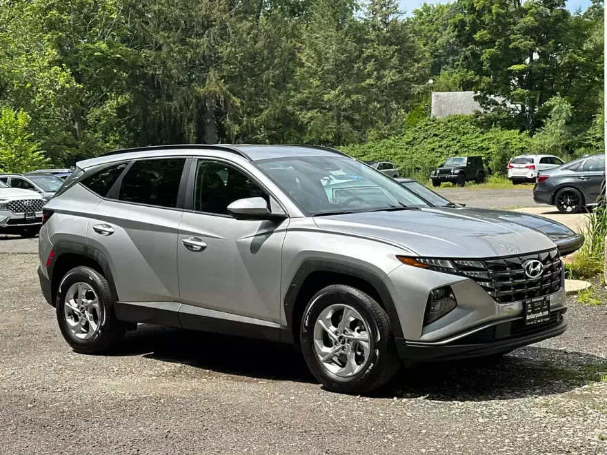 2024 Hyundai Tucson SEL photo 1