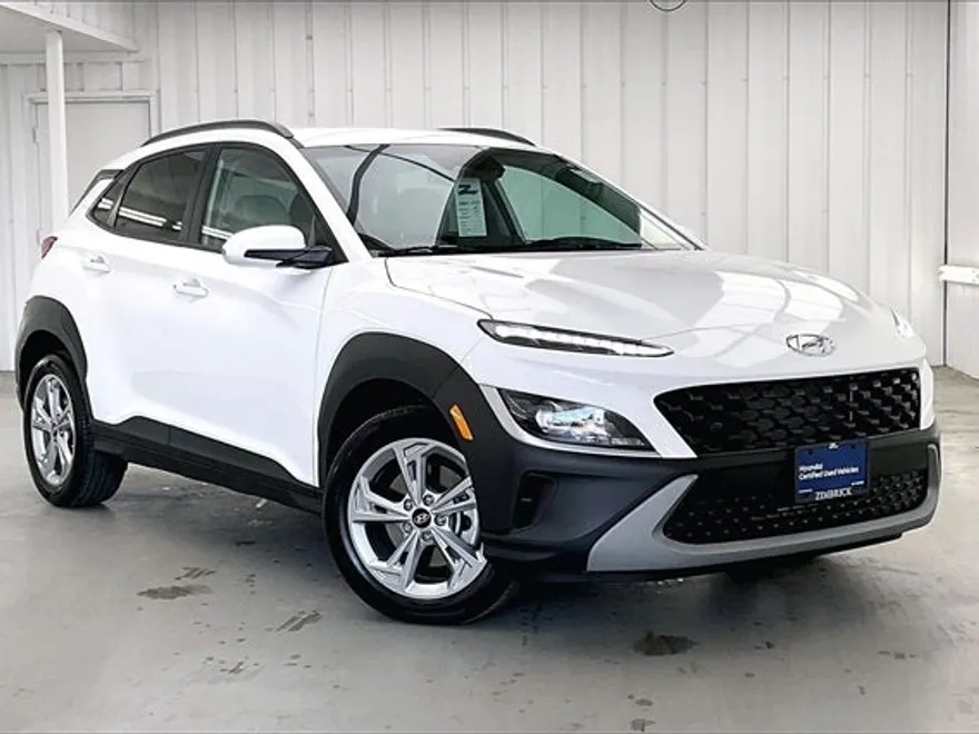 2023 Hyundai Kona SEL photo 1