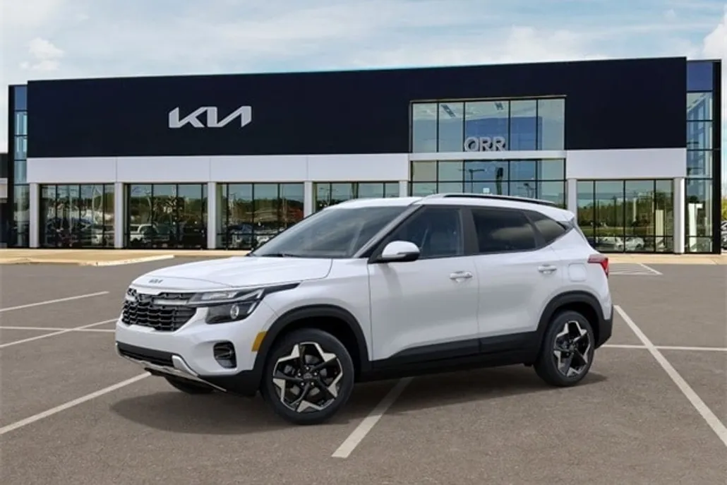 2025 Kia Seltos S photo 1
