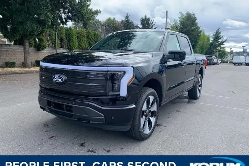 2025 Ford F-150 Platinum photo 1