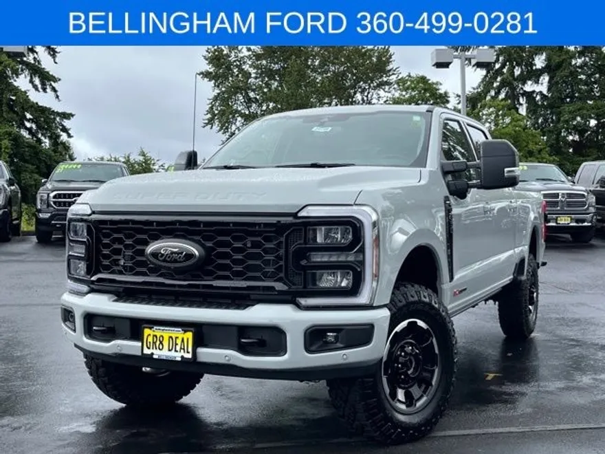 2025 Ford F-350 Lariat photo 1