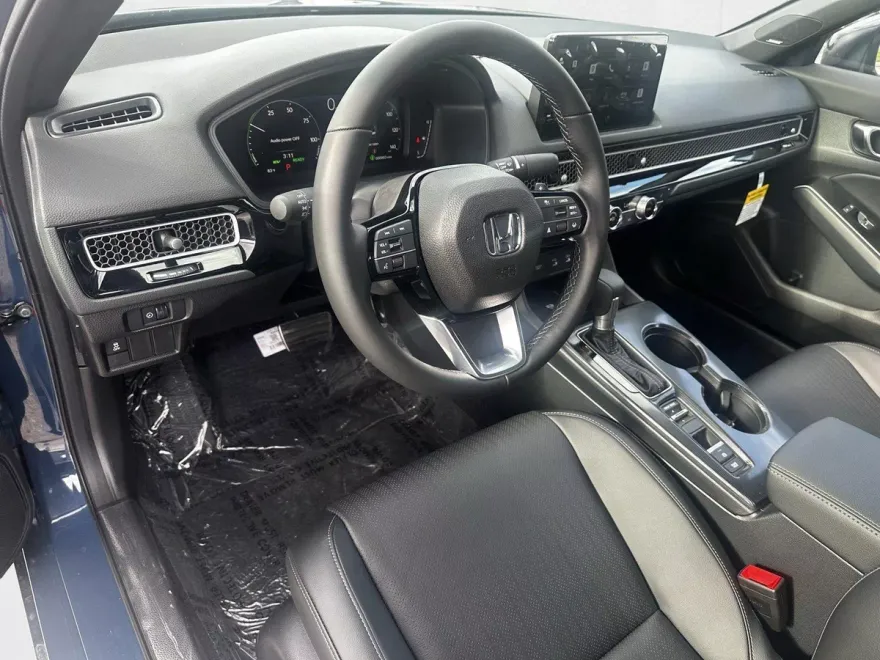 2025 Honda Civic Hybrid Sport Touring photo 1